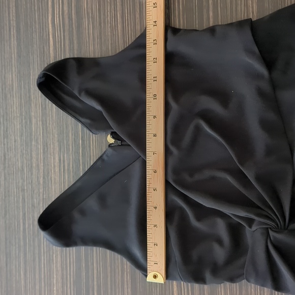 Black asymetric Airoldi dress, zipped up back - Picture 6 of 6